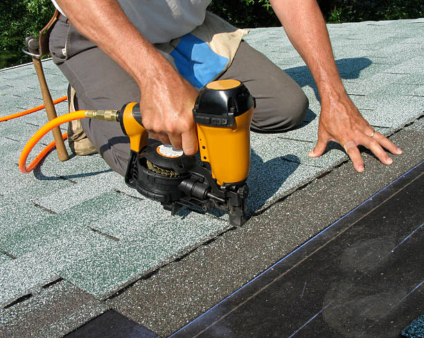 Quick and Trustworthy Emergency Roof Repair Services in Cambridge, IL